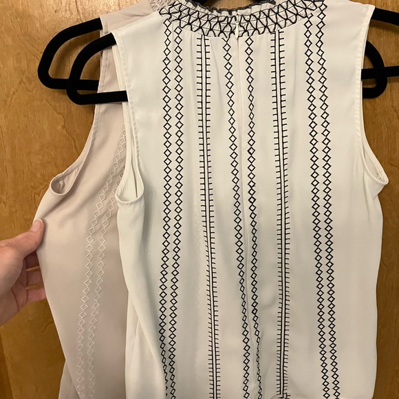 Bundle of two WHBM sleeveless blouses contrast stitching - Picture 3 of 8